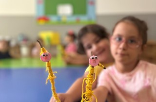Minik Eller Yaz Okulu’nda Hem Eğleniyorlar Hem Öğreniyorlar